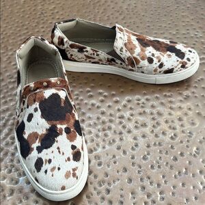 Corky’s cow print leather slip on sneakers studded trendy cowhide 10